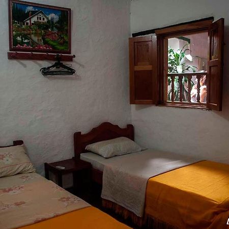 فندق La Casa De Gladys باريكارا المظهر الخارجي الصورة